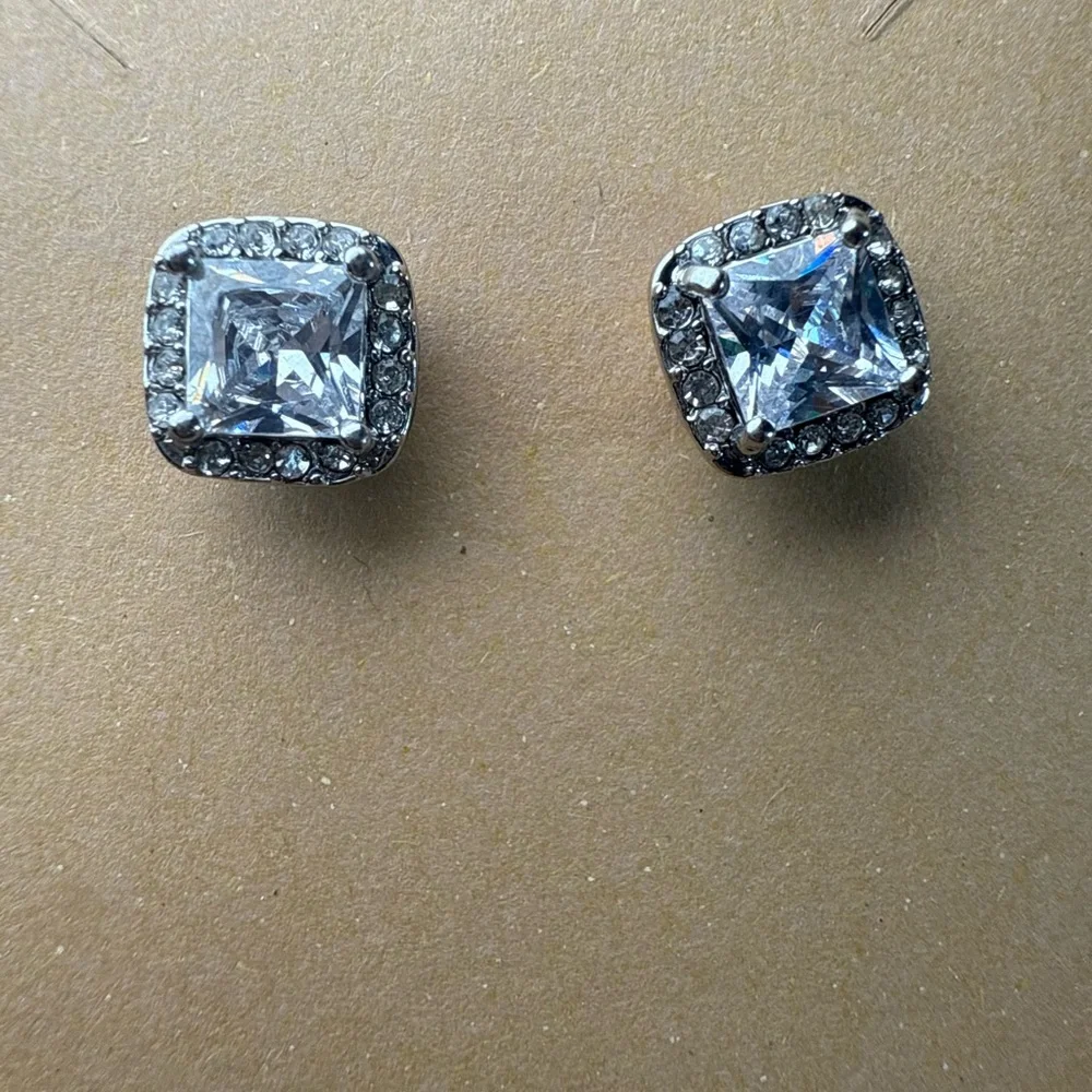 Mid Size Silver‎ Tone Rhinestone Stud Earrings
